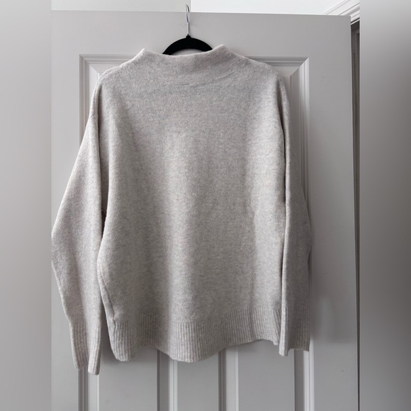 Uniqlo Women's Light Cream Cowl Neck Sweater - Picture 2 of 2